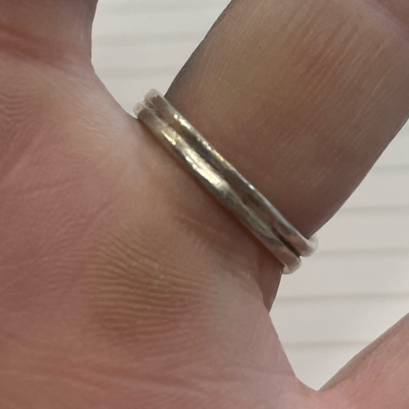 Labradorite and sterling silver ring - Picture 3 of 6